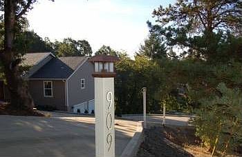 2nd image of 909 Northeast Ctr