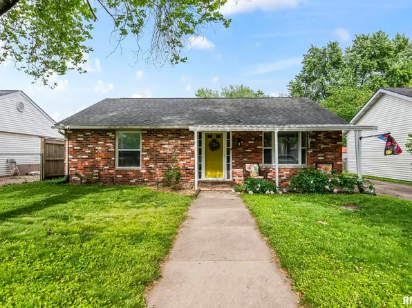 1844 Stanhope Rd, Springfield, IL 62702