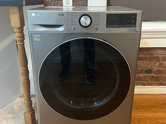 4th image of 769 9th Ave APT 2N