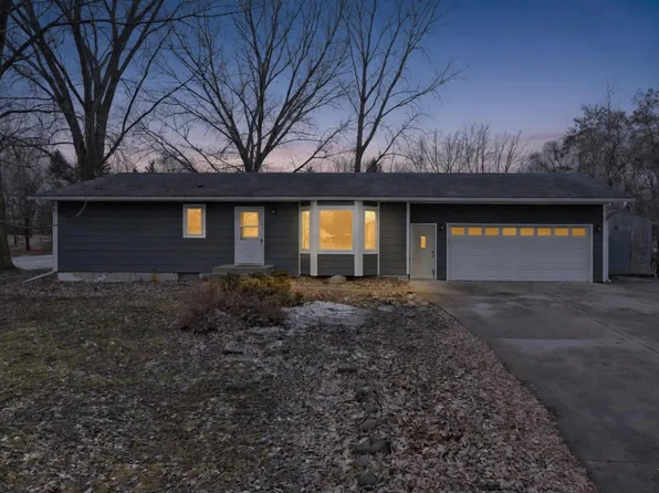 8633 Darlington Ave NE, Monticello, MN 55362