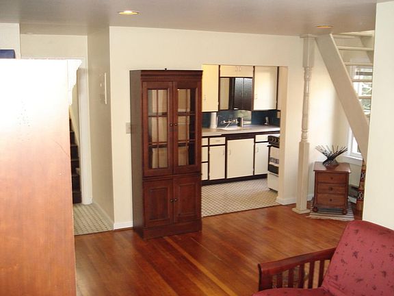 4th image of 303 Belmont Ave E APT B