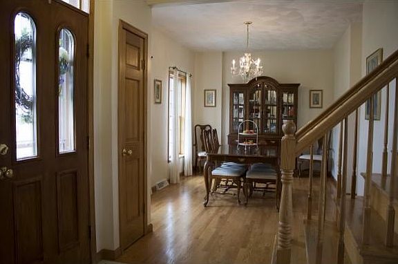 5th image of 50 Rose Ln