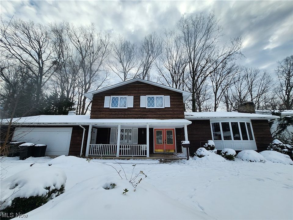 1st image of 8415 Pin Oak Dr