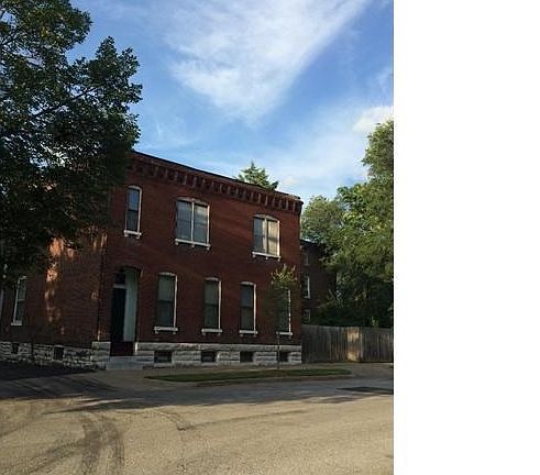 2nd image of 2111 Victor St