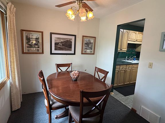 4th image of 284 W Eagle Lake Dr