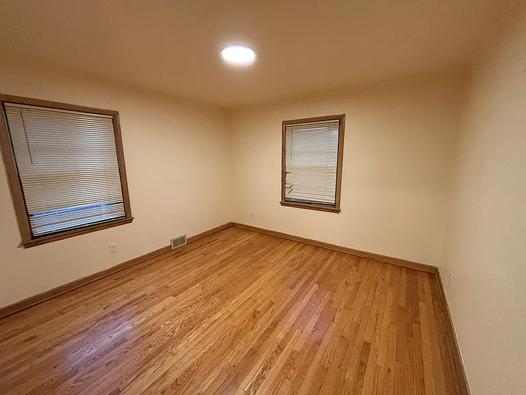 8708 W Burleigh St #4 — Photo 6