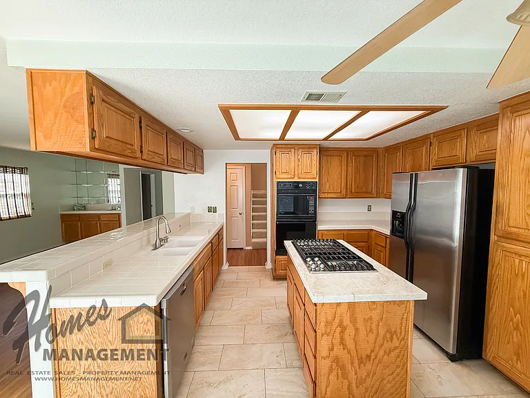 593 Silver Shadow Dr — Photo 6