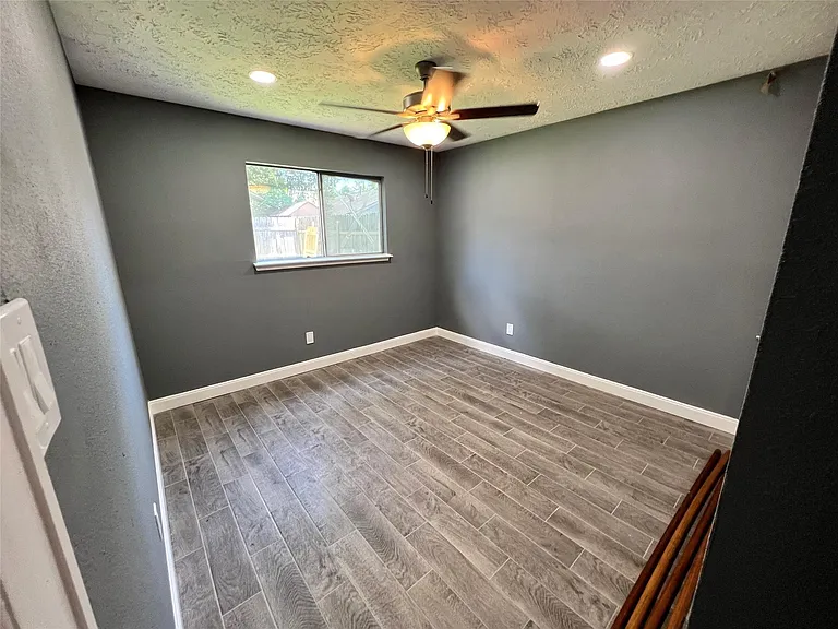 3802 Mountain Rose Ln — Photo 3