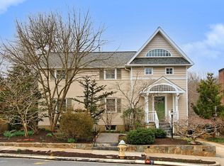 134 S Columbus St, Arlington, VA 22204