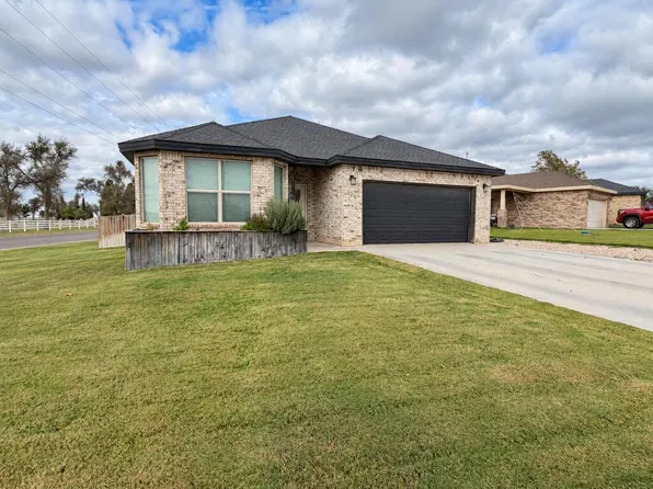 320 SW 12th St, Andrews, TX 79714