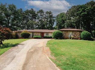 3257 Georgian Woods Cir, Decatur, GA 30034