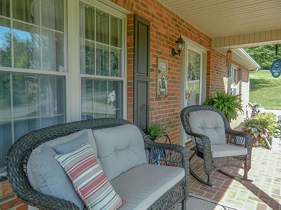 5th image of 58 Quail Oaks Hollow Rd