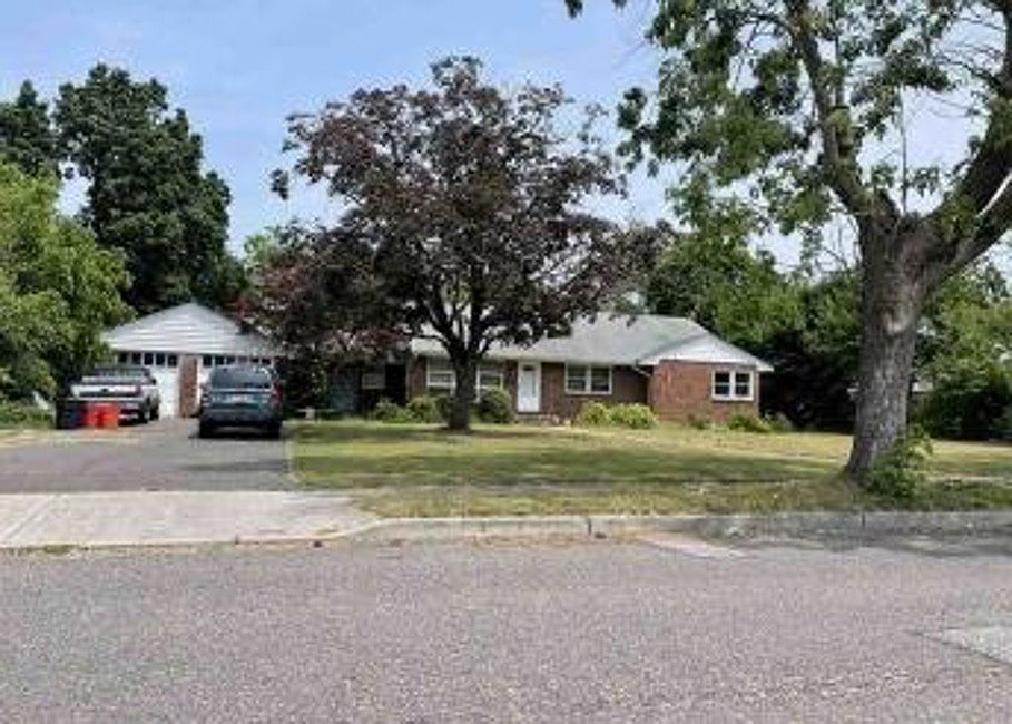 150 Elizabeth Ave, Paulsboro, NJ 08066 Zillow