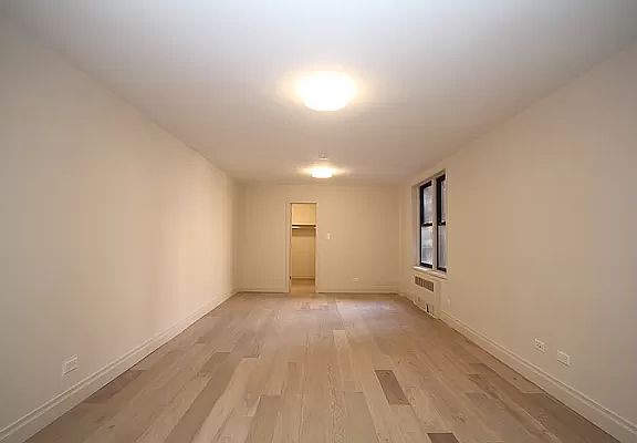 5th image of 83-60 Vietor Ave #1E