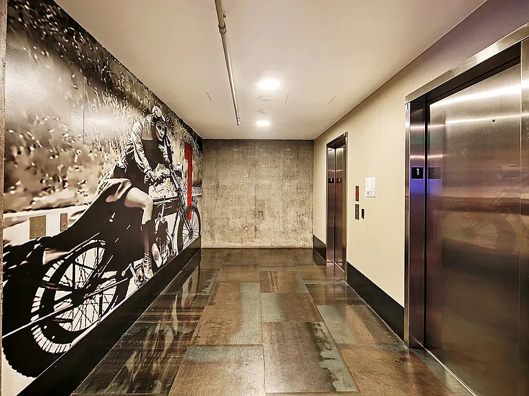 Excelsior — Photo 17