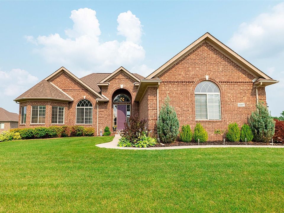 1st image of 28897 LIPAROTO Boulevard