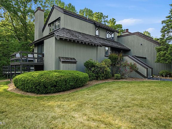 2nd image of 138 Columbine Rd