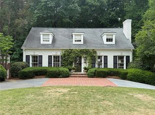 3092 Rhodenhaven Dr NW, Atlanta, GA 30327
