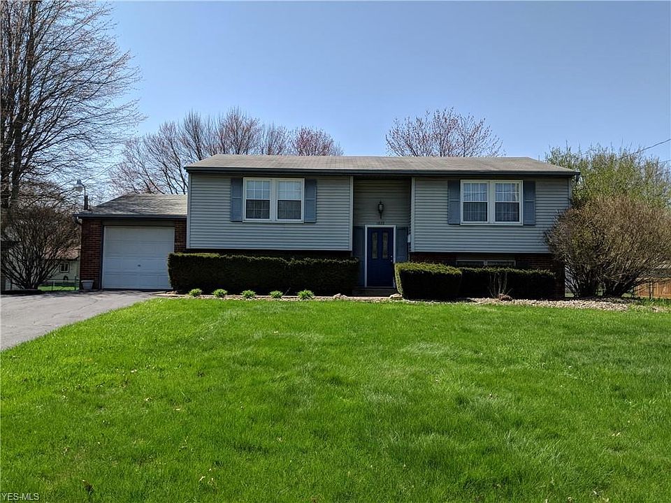 1st image of 1822 Woodland Trce