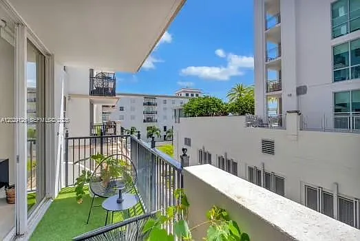 4100 Salzedo St #511 — Photo 17