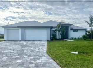 1412 SW 4th Ln, Cape Coral, FL 33991