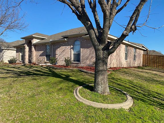 2nd image of 7414 Estates Way