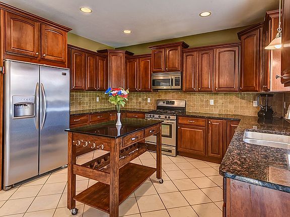 5th image of 2018 Coldwater Creek Dr