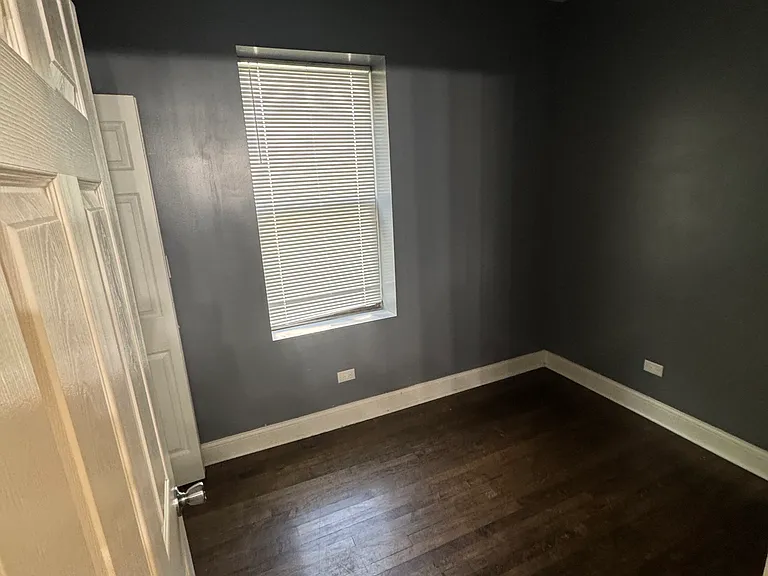 1420 S 49th Ave #1 — Photo 5