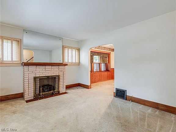 2nd image of 2512 9th St