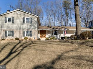 9204 Cutting Horse Ct, Springfield, VA 22153