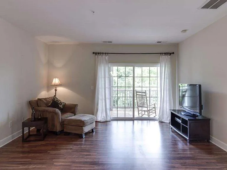 4845 Bevendean Dr #11 — Photo 8