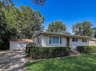 1703 N North Ave, McHenry, IL 60050