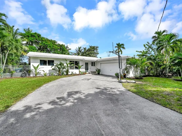 14615 Harris Pl, Miami Lakes, FL 33014