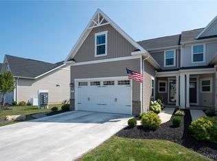 187 Sandstone Cir, Grand Island, NY 14072