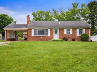 78 Stuart Ave, Stuarts Draft, VA 24477