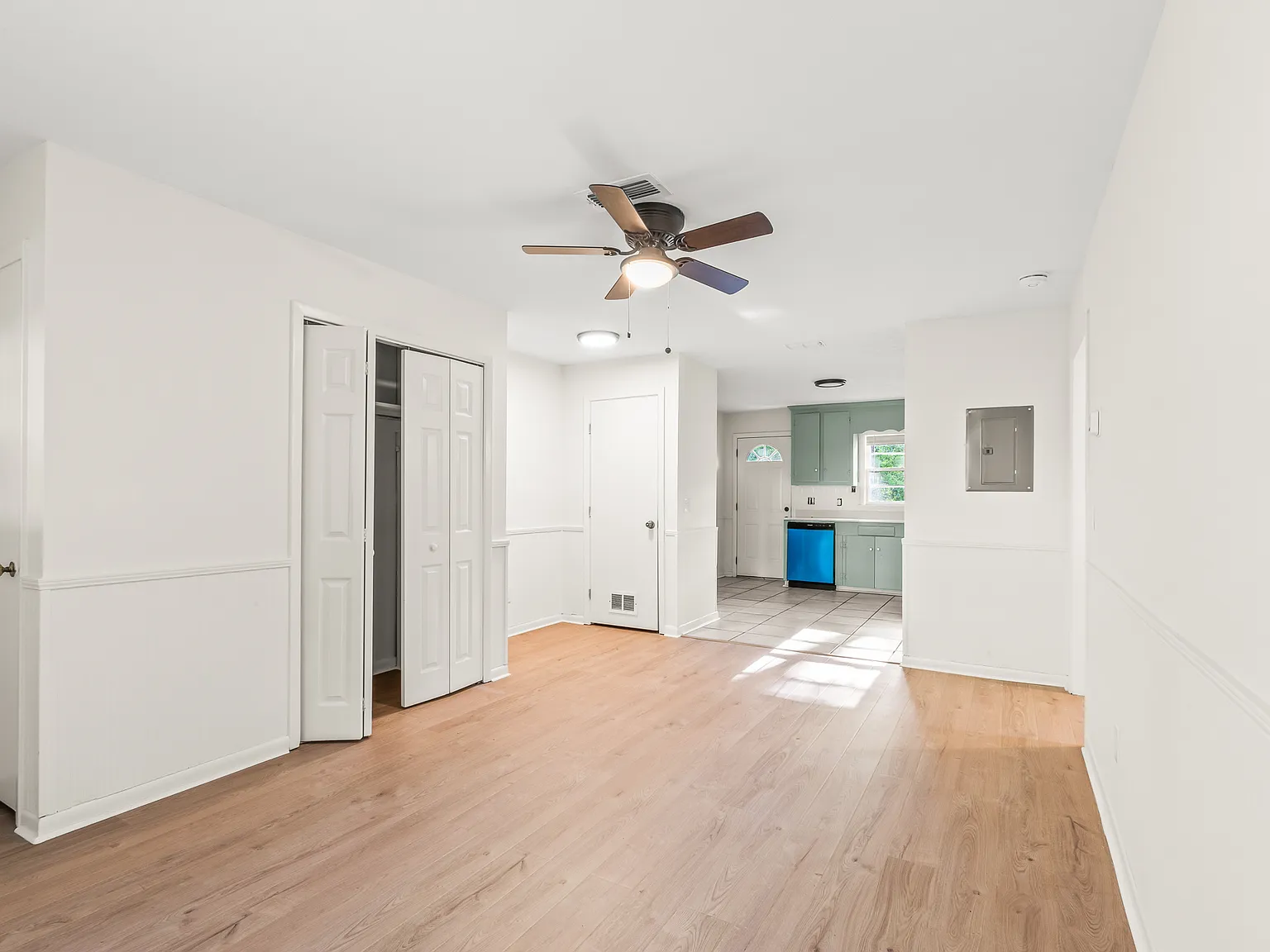 2 bed, 832 sqft, $1,150 — Photo 4