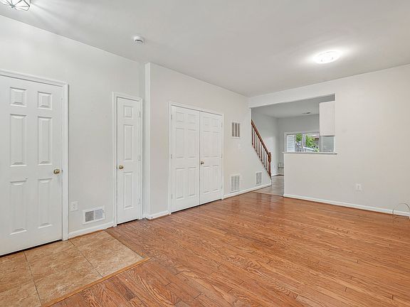 4th image of 2418 Dew Meadow Ct