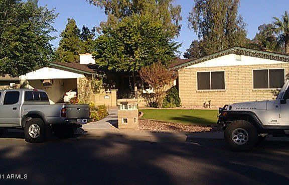 2nd image of 420 W Gleneagles Dr