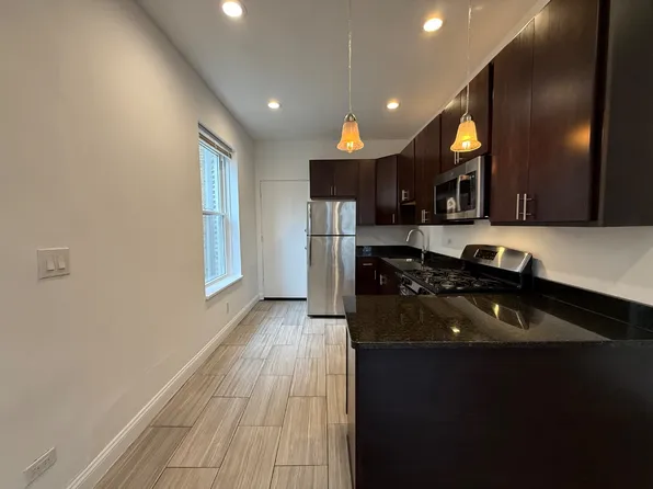 7531 N Rogers Ave APT 2, Chicago, IL 60626