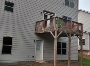 6263 Cove Creek Dr, Flowery Branch, GA 30542