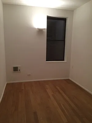 Rented by New Holland Residences | media 32