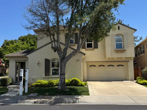 5099 Round Hill Dr, Dublin, CA 94568