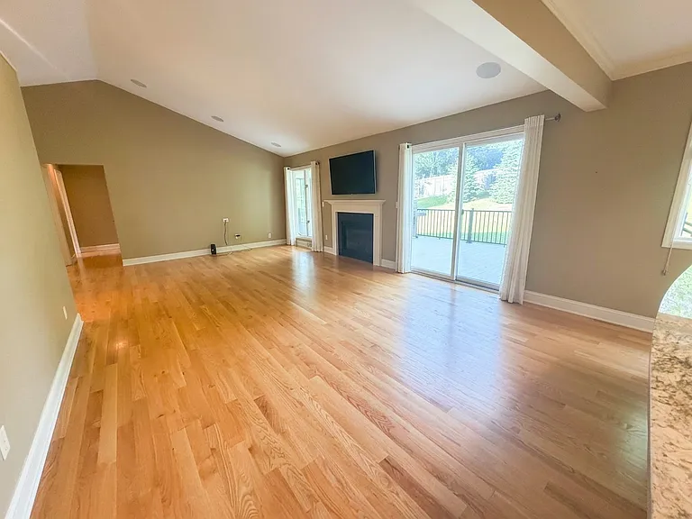 53 Huntleigh Dr — Photo 9