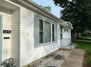 1436 SW Lancaster St, Topeka, KS 66604