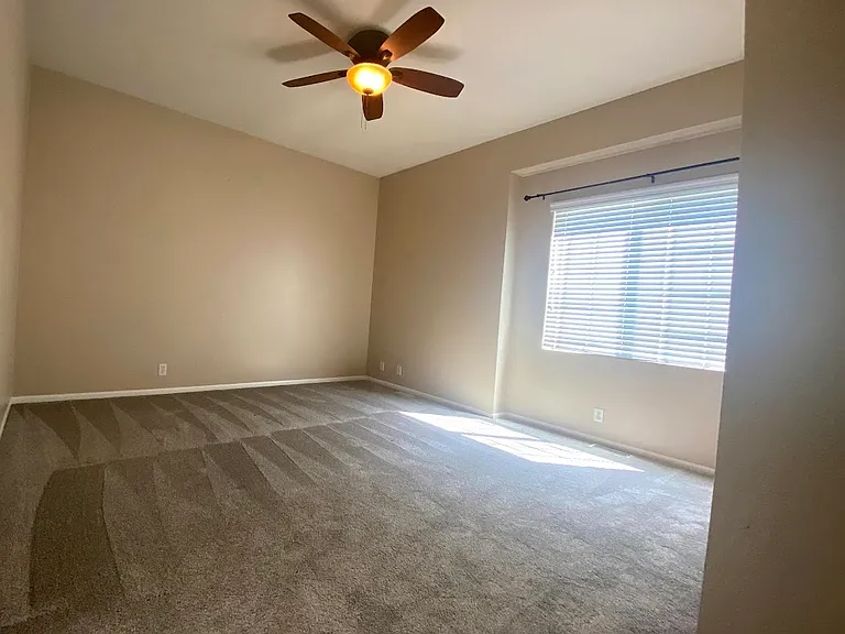 15418 Camden Ave — Photo 6