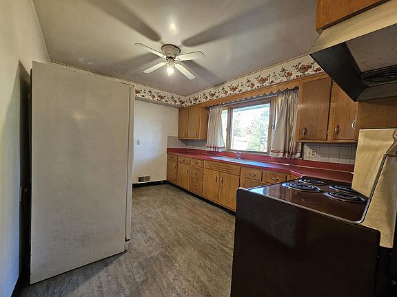 4th image of 1024 Parkwood Ave