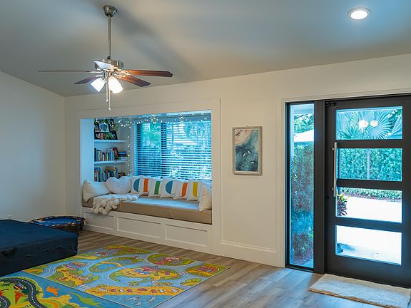 3rd image of 4651 Turnberry Court
