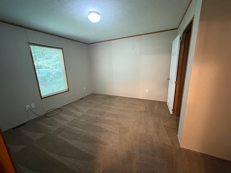 75 Mansfield Dr — Photo 12
