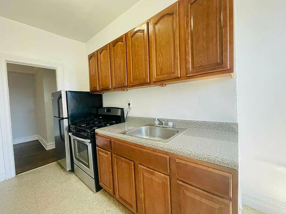 1st image of 2157 Ocean Ave APT 6D