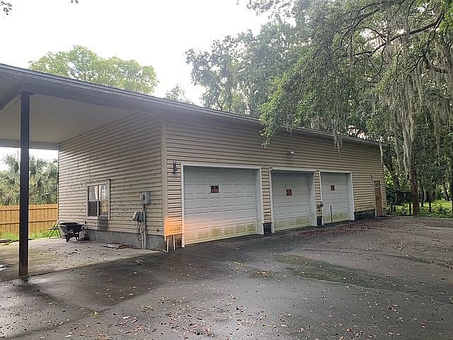 RV PARKING